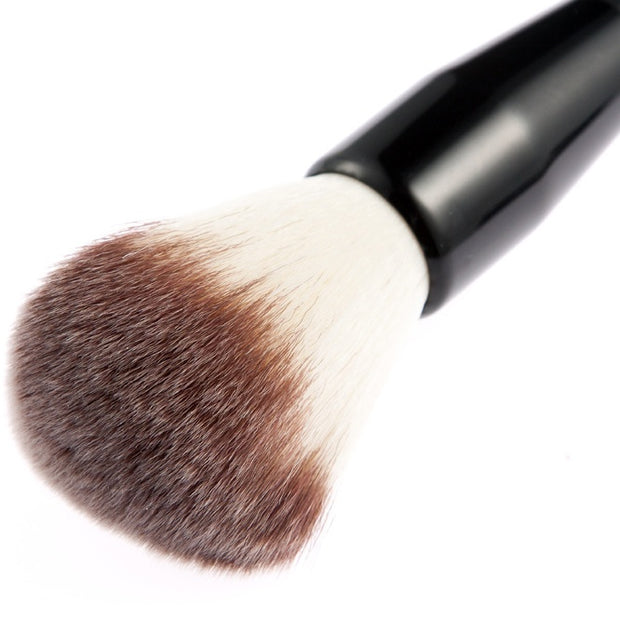 Beauty tools Flower face raccoon single 3 color hair makeup brush Large blush brush makeup tool