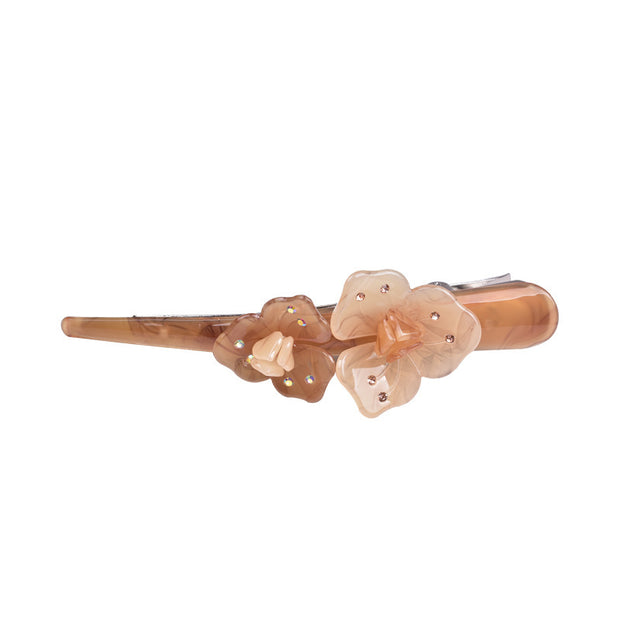 Extended flower croissant hairpin